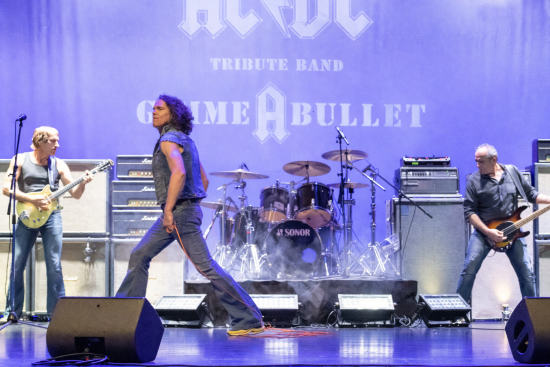 Gimme A Bullet Pressebild 3